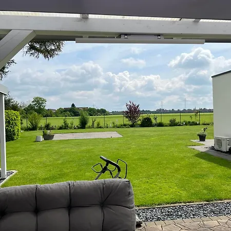Guest house Bungalow Neuss Neuss